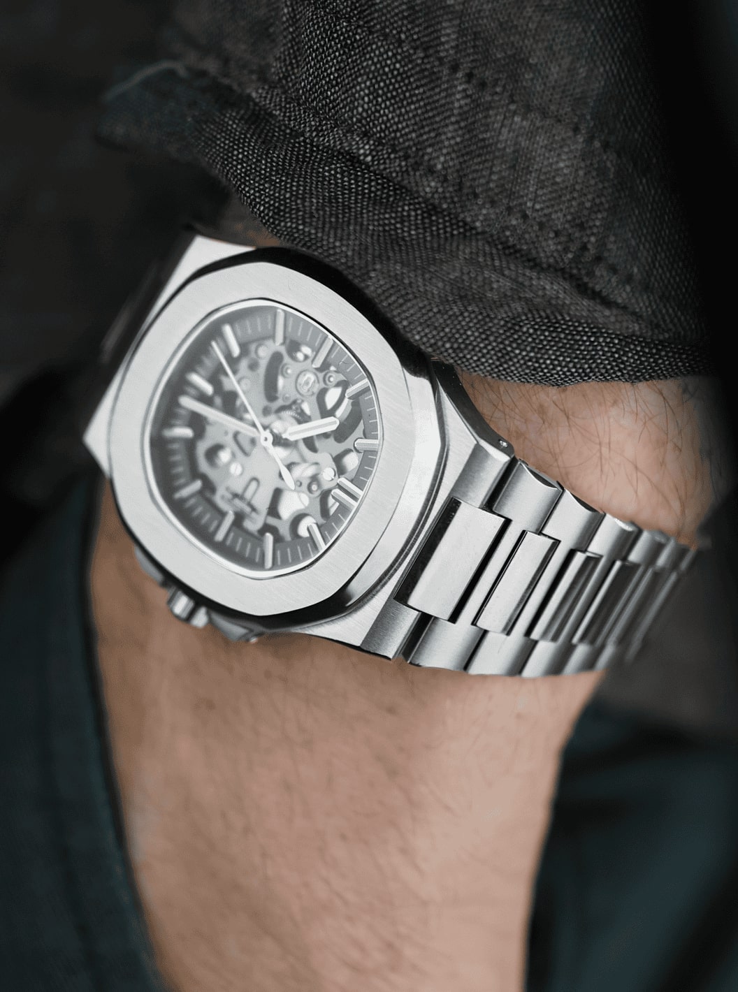 Seiko Nautilus-style mod in brushed silver finish